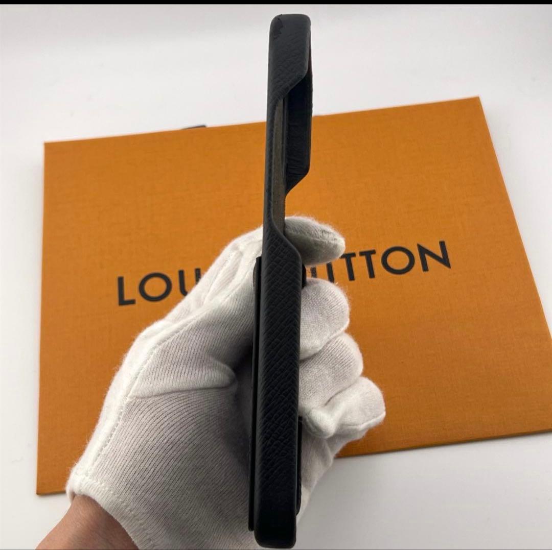 iPhone13 Pro MAX バンパー エクリプス