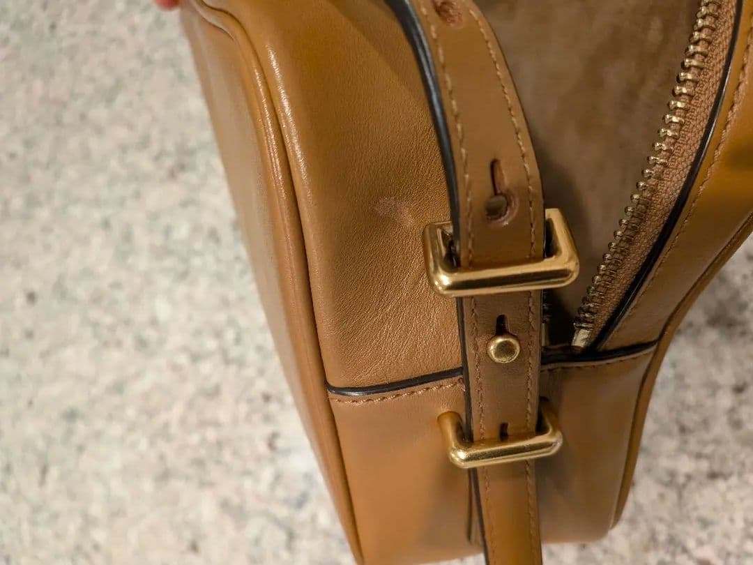 Polo by Ralph Lauren カーフスキン クロスボディカメラ