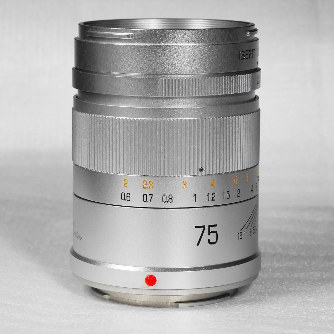 【極美品】IBERIT 75mm f/2.4シルバー，専用フード付，ソニーE用