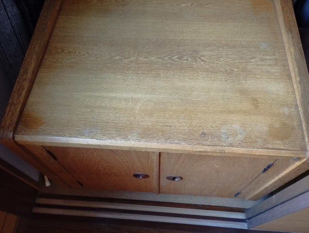 ダイヤル式 耐火金庫 クラウン 収納家具付