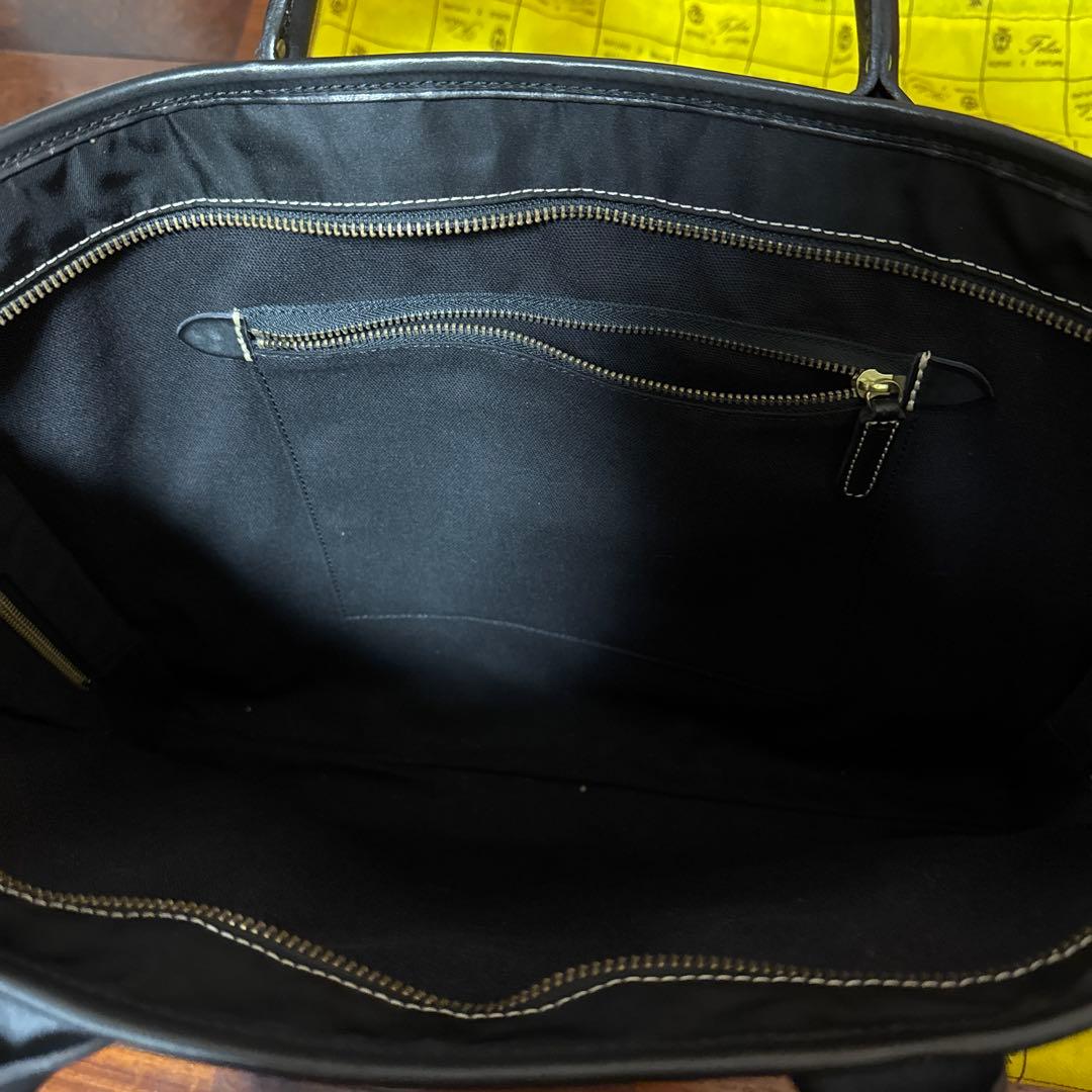 フェリージ　ブラックレザー ビジネスバッグ