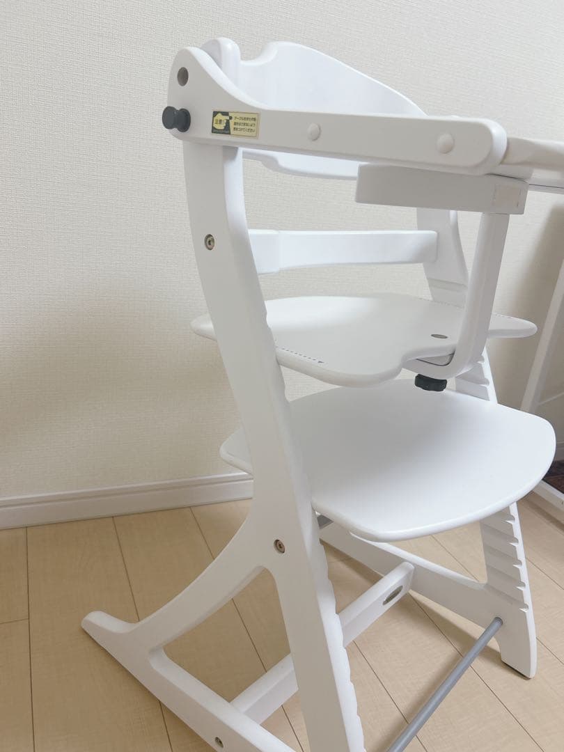 大和屋yamatoya すくすくチェアプラステーブル付き 白