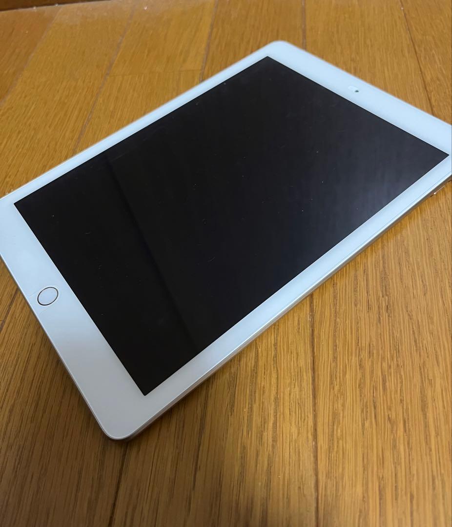iPad(第5世代)ゴールド WiFi+Cellularモデル 32GB