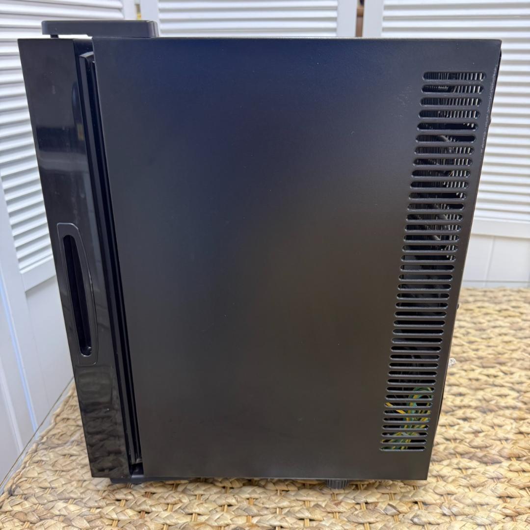 ★エスキュービズム　20L　冷蔵庫　ペルチェ式　WRH-M120　2018年製