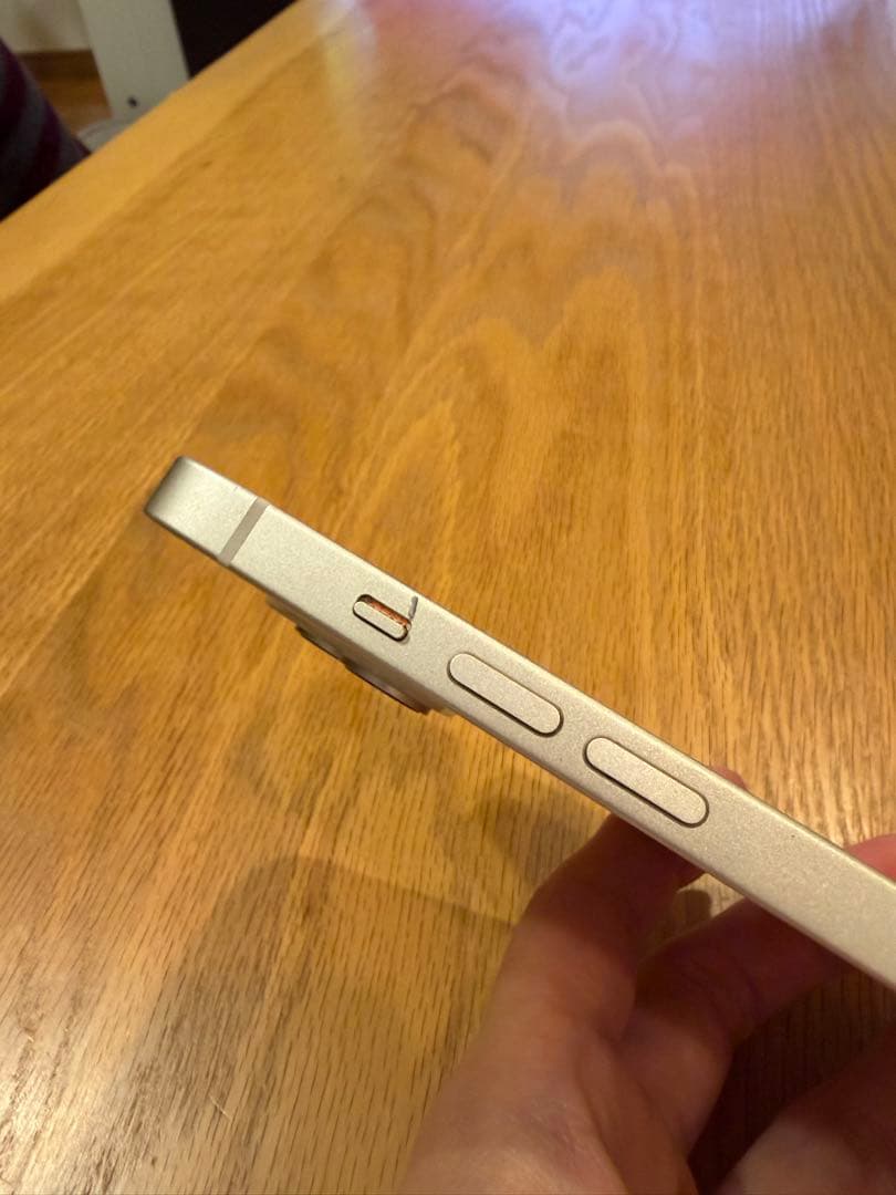 Apple iPhone 14 ホワイト 本体 充電ケーブル付き