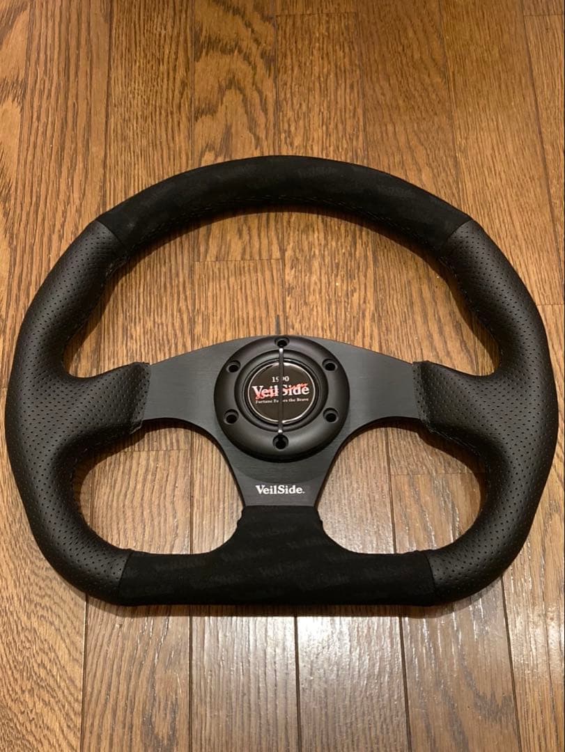 VeilSide 35th Anniversary ステアリング