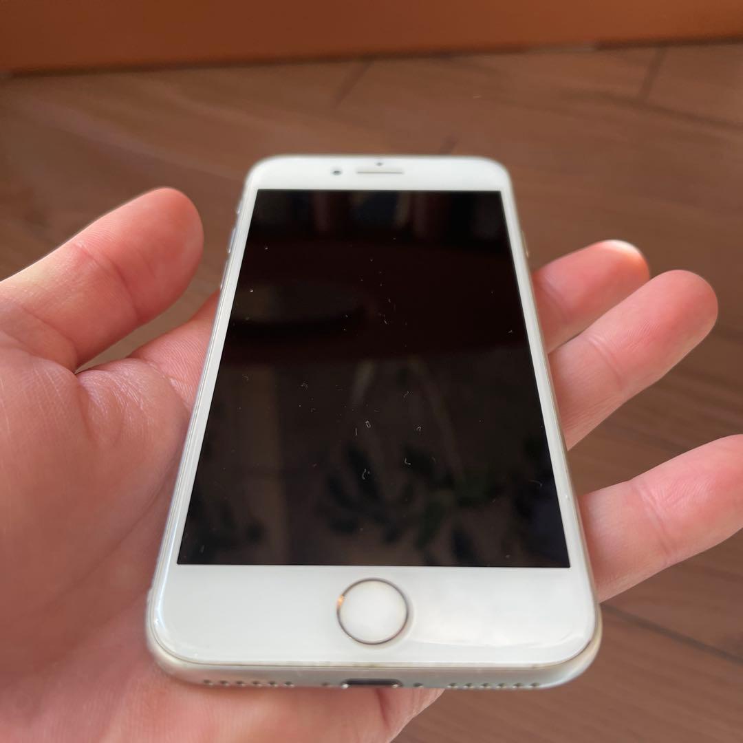 iPhone8 シルバー 256GB 側面傷あり 本体
