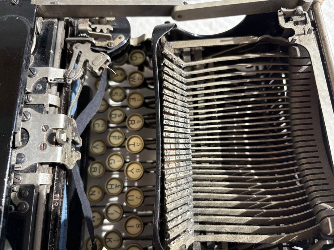 アンティーク　CORONAタイプライター