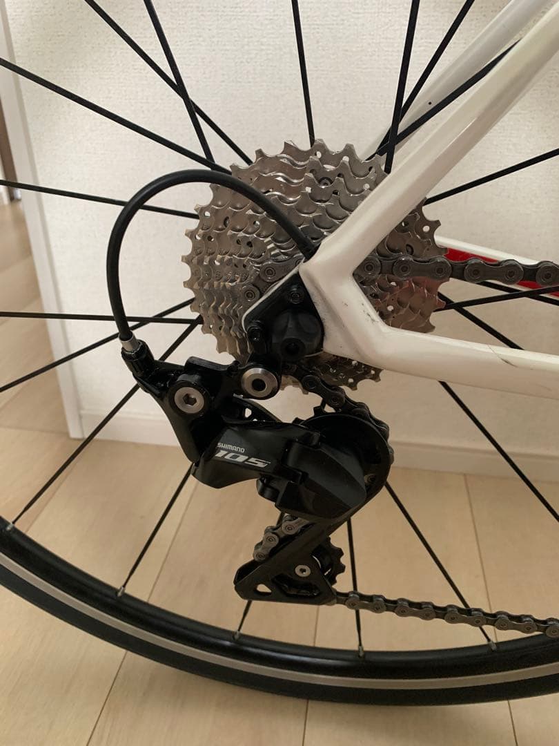 FOCUS IZALCO RACE9.7 2019式 ロードバイク 自転車