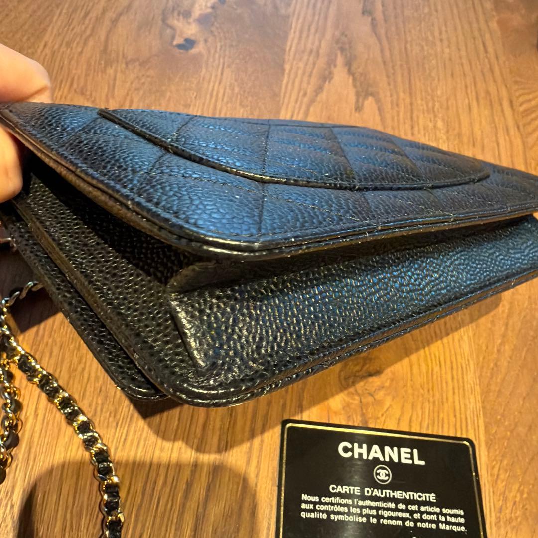 シャネル チェーンウォレット ブラック ゴールド金具