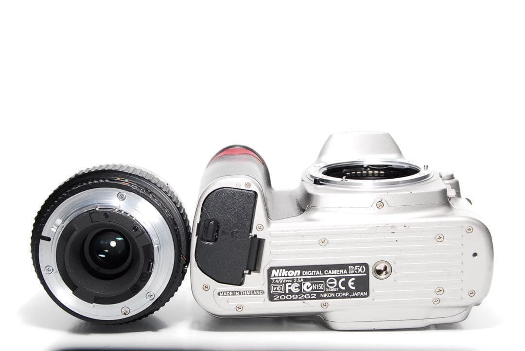 ☘️超希少色☘️Nikon D50 一眼レフカメラ 動作確認済み スマホ転送可能