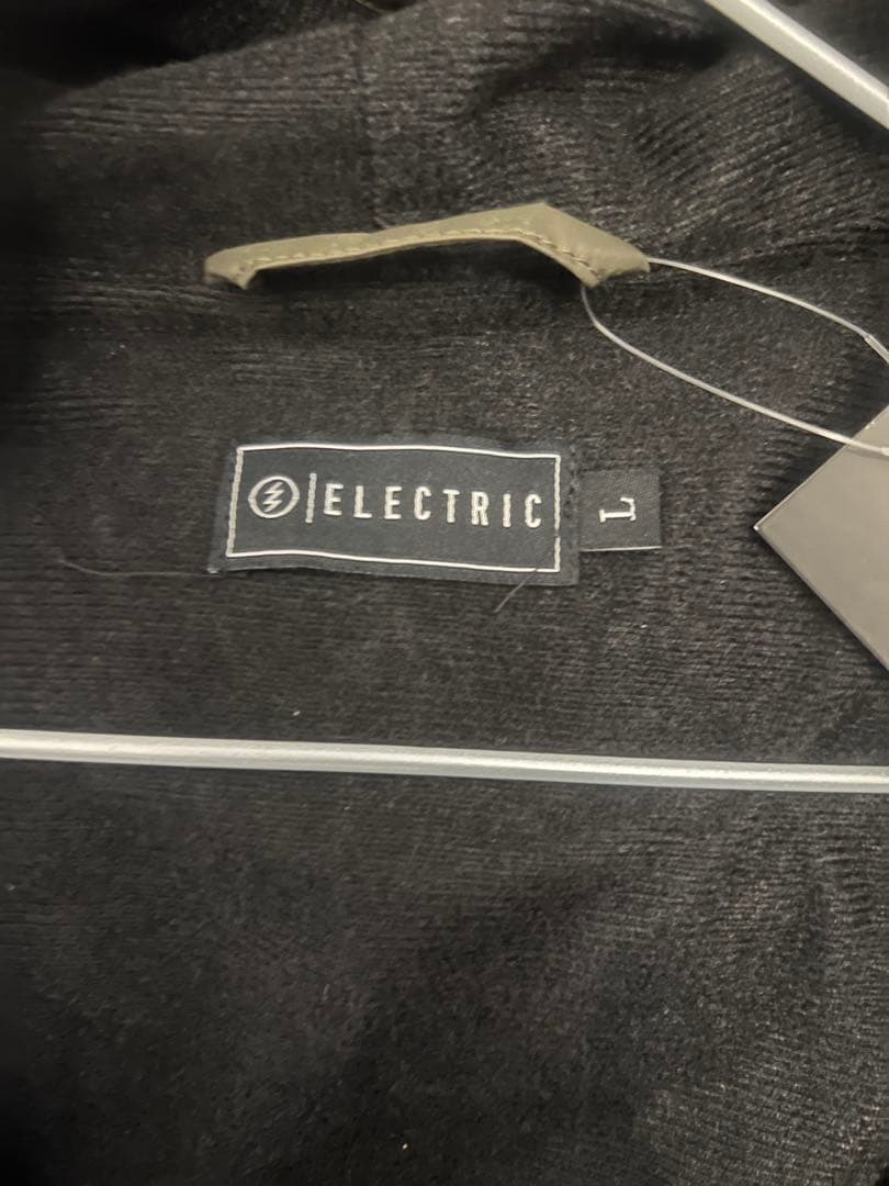 Electric アウター