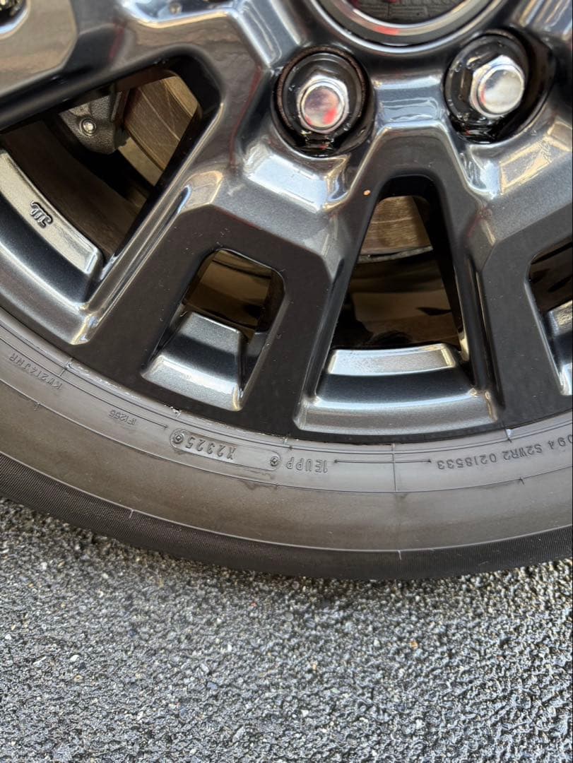 【専用】ランクル250純正　265/65-18