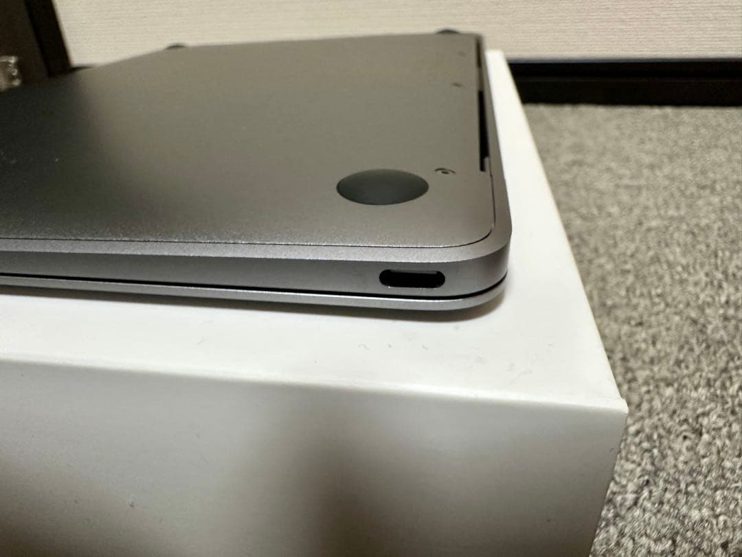 MacBook 12インチ 16GBメモリ/256GB SSD日本語キーボード