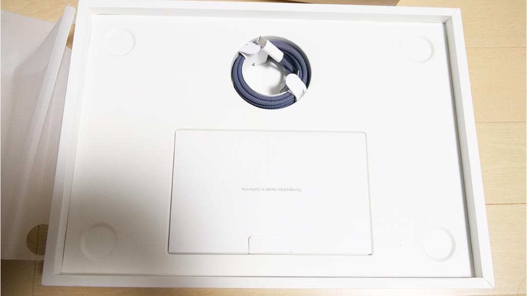 【M2 MacBook Air】512GB 16メモリ ミッドナイト