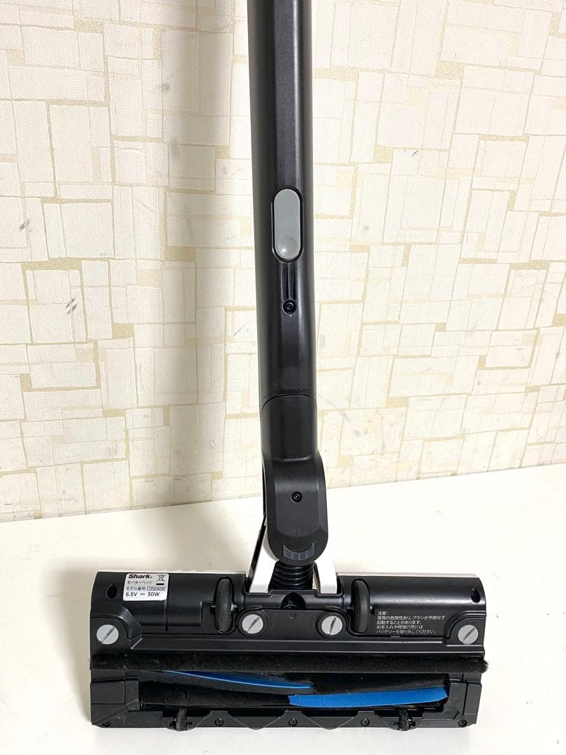shark シャーク スティッククリーナー　CS150JAE ゴミ収集ドック付き