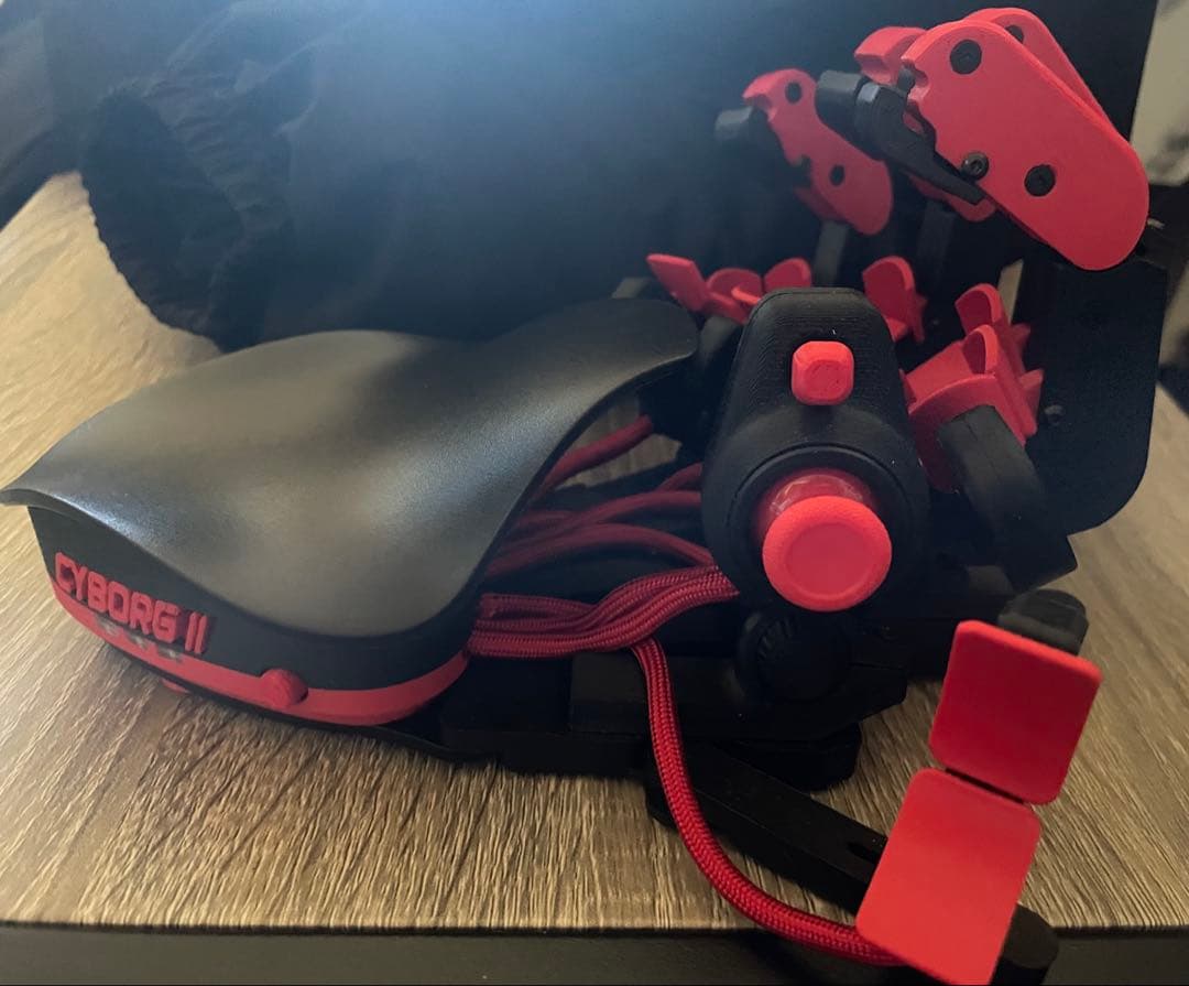 Azeron Cyborg II レッド