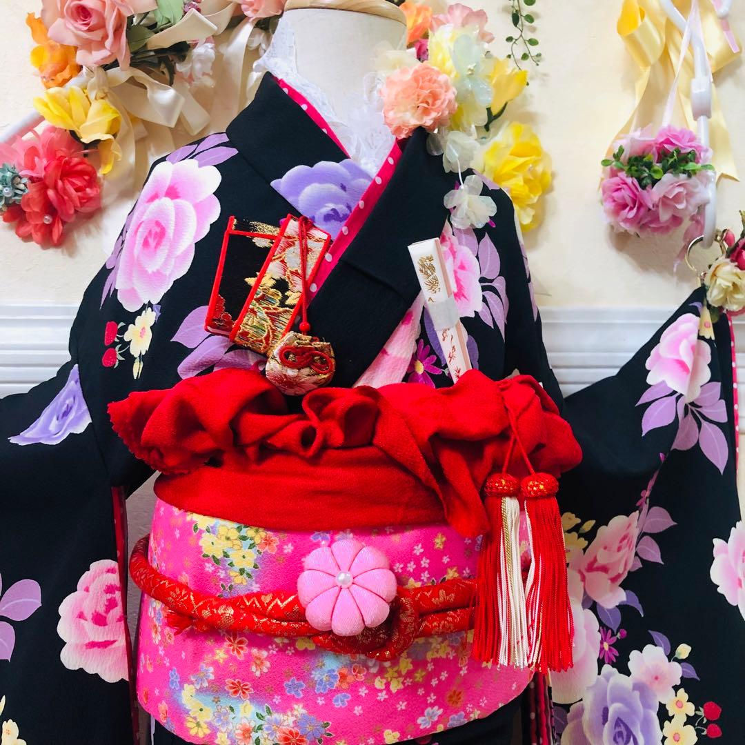 松田聖子プロディース❣️女の子７歳　❣️四つ身薔薇黒地　❣️完全フルセットlovely