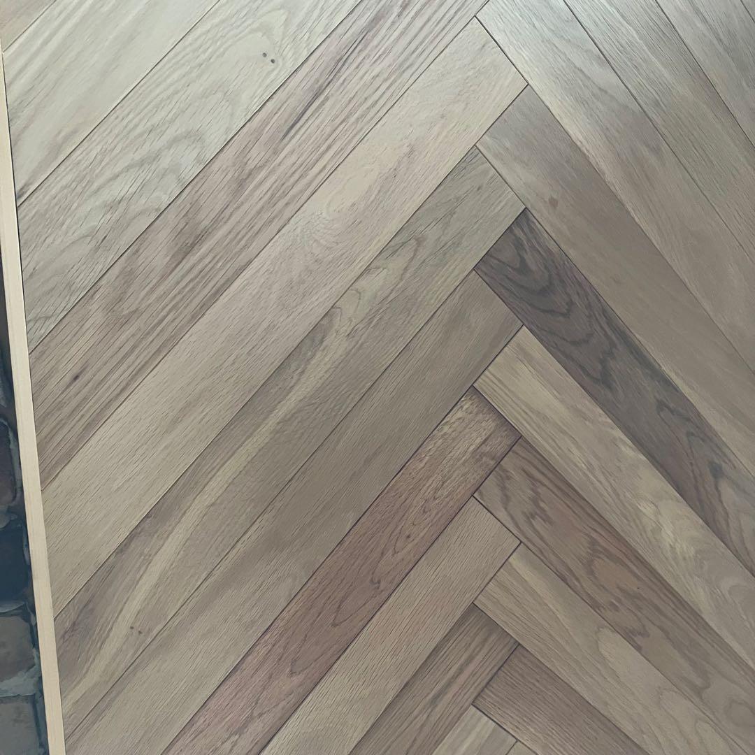 木製ヘリンボーン　テーブル天板