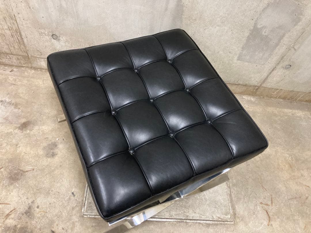 定価80万？Knoll バルセロナ スツール チェア オットマン 黒