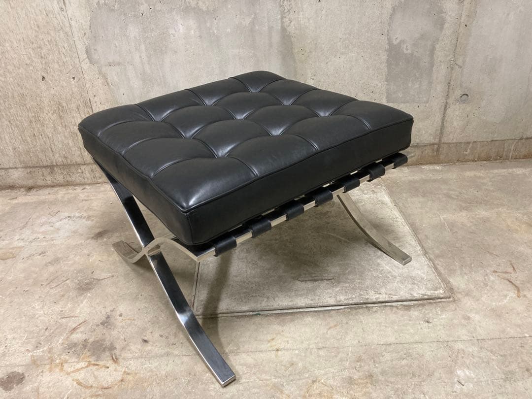 定価80万？Knoll バルセロナ スツール チェア オットマン 黒