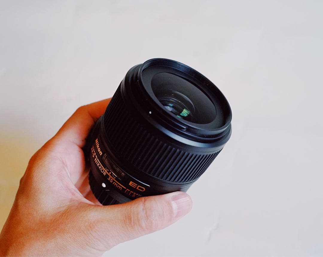 新品級 ニコン AF-S DX 35mm F1.8G /箱/説明書/フィルター付