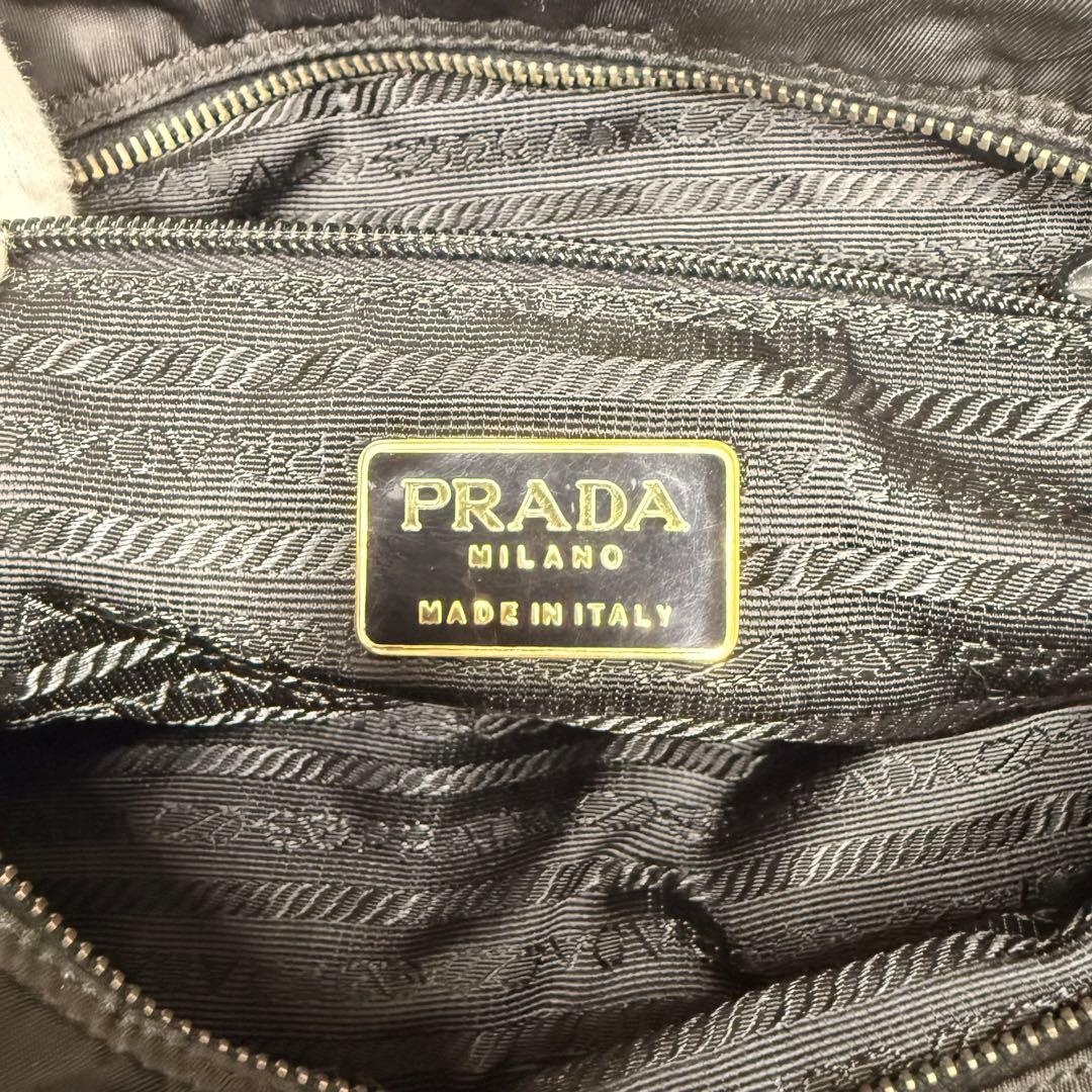 PRADA チェーンショルダーバッグ キルティング ナイロン プレート