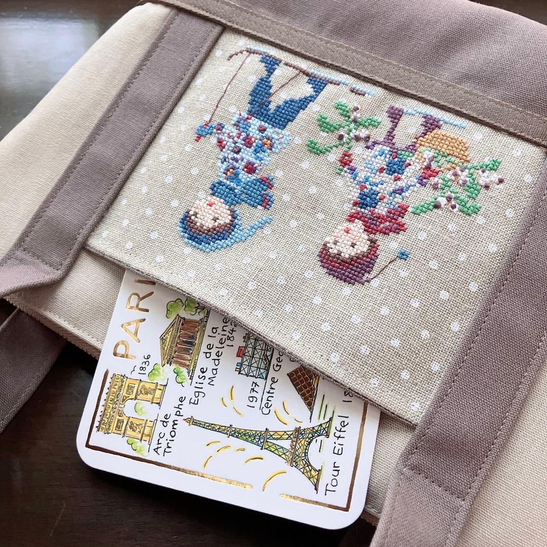 新作✦クロスステッチ❤︎ファスナーバッグ　ハンドメイド サモイロフ
