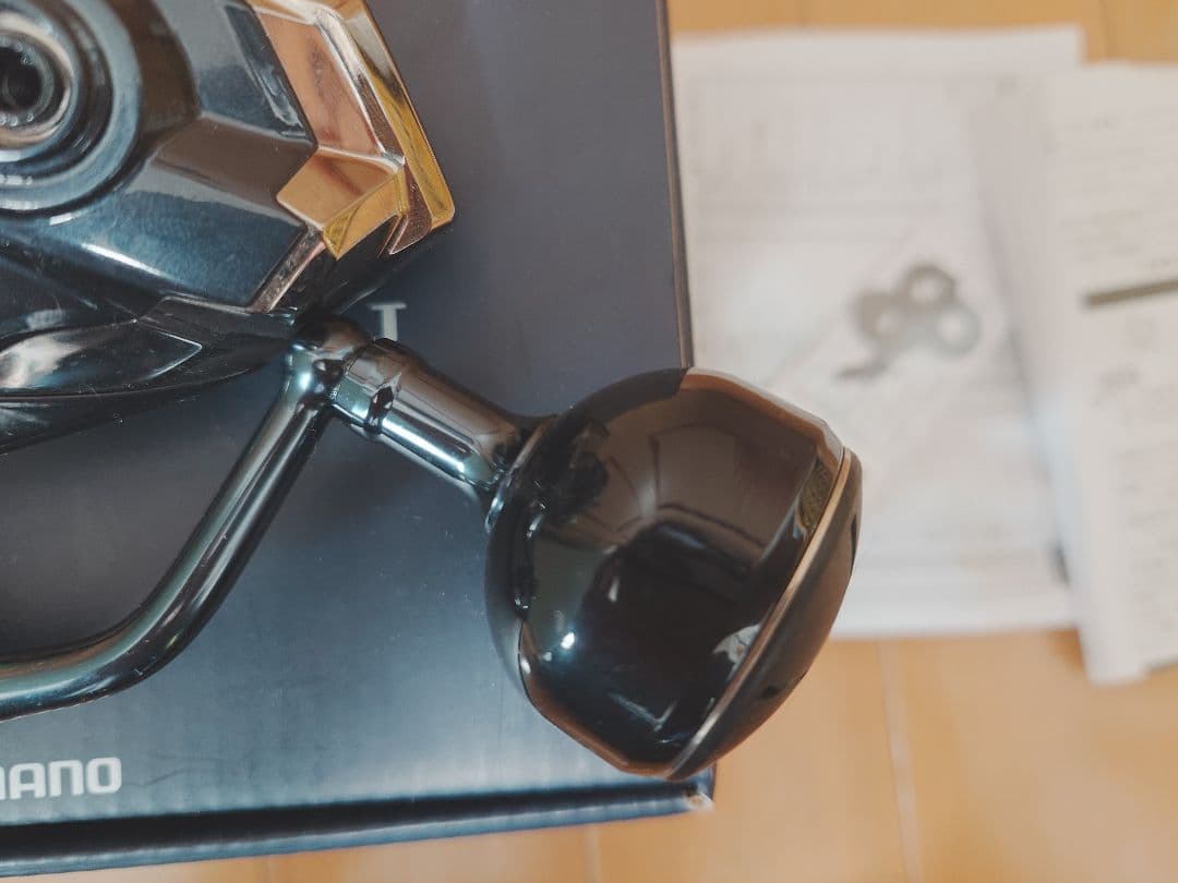 美品★SHIMANO 24 STRADIC SW 4000XG スピニングリール