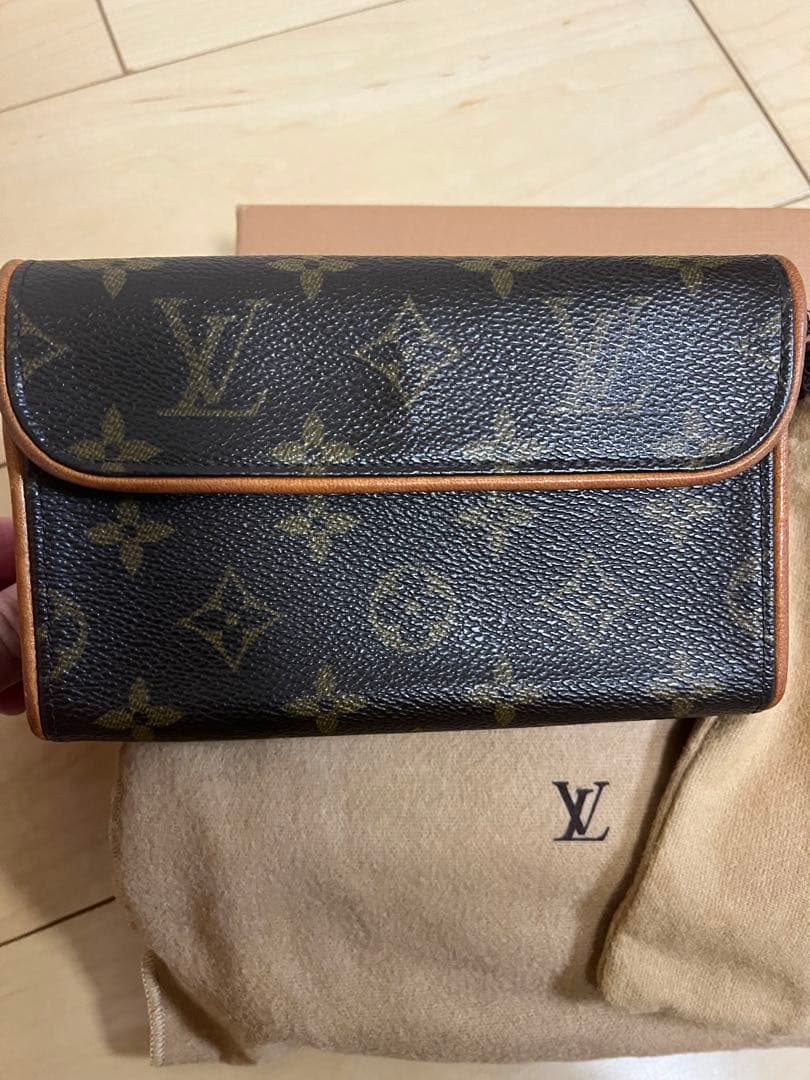 Louis Vuitton モノグラム ポシェットフロランティーヌ　箱保存袋あり