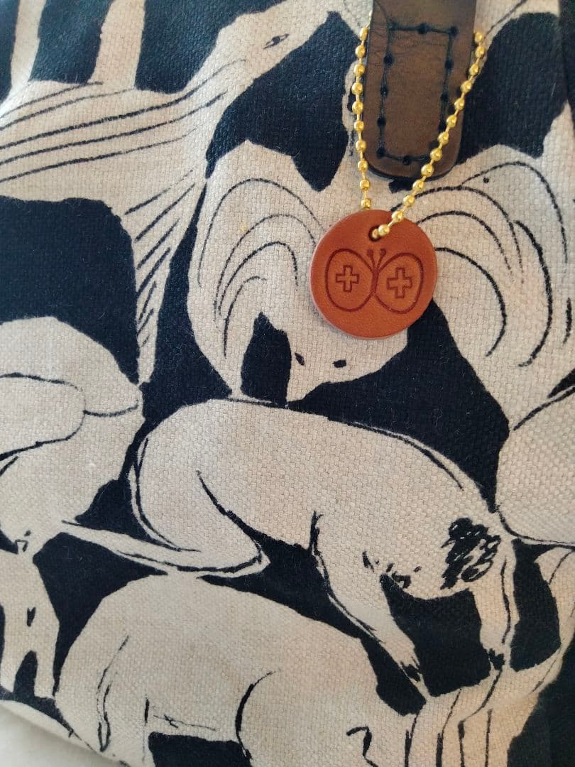 『2つの柄が楽しめる丸みを帯びたニュームバッグ』口金　⚮̈ミナペルホネン⚮̈