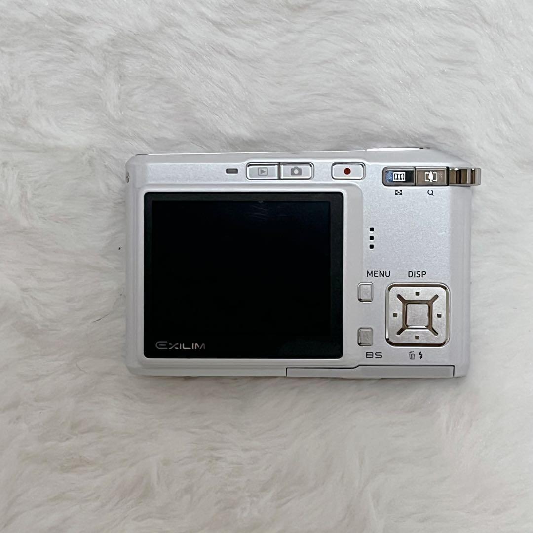 【希少】CASIO カシオ デジタルカメラ EX-S500