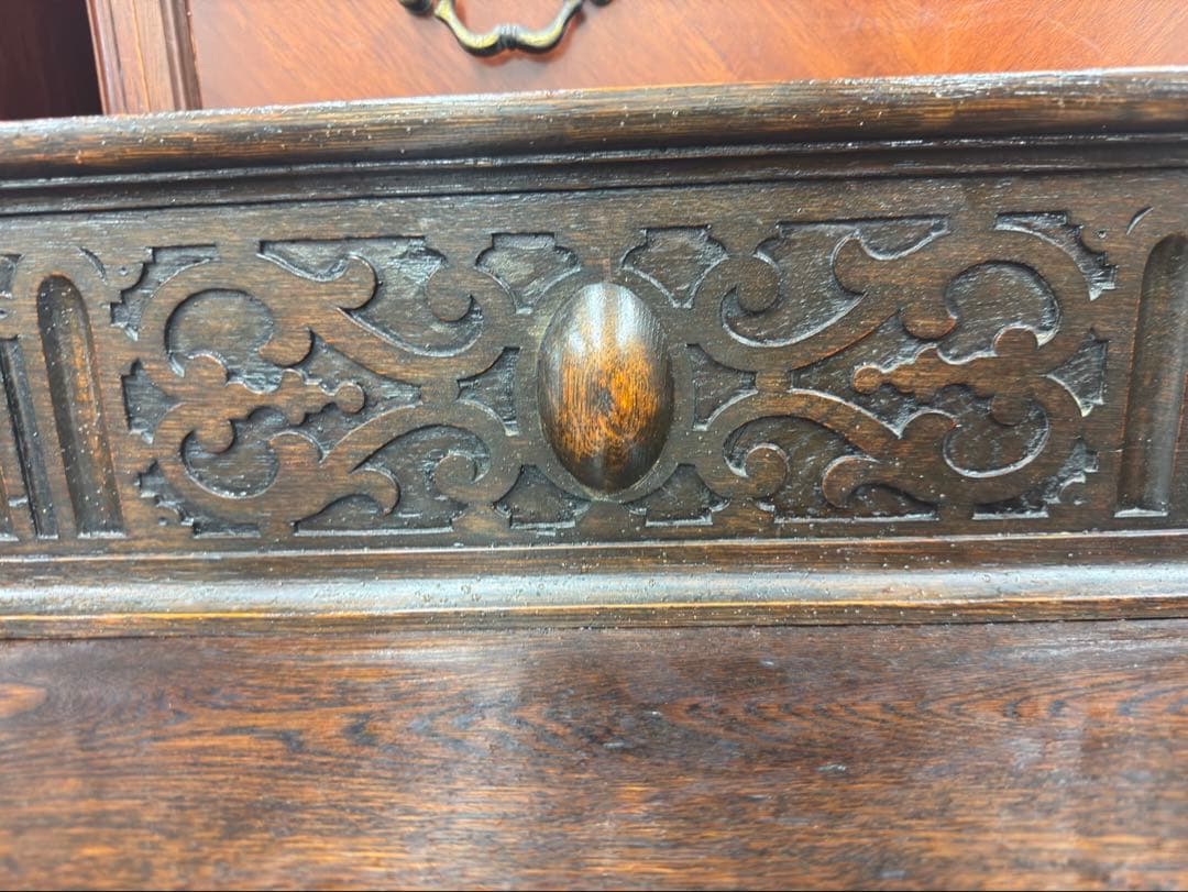 【アンティーク家具】イギリス　キャビネット・サイドボード　ビンテージ