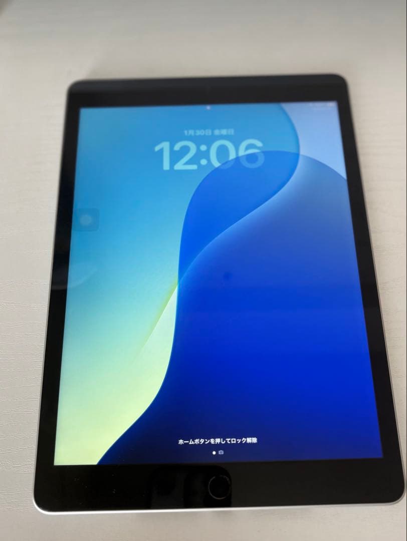 Apple iPad (第9世代) MK2L3J/A 【美品】64GB 箱付き