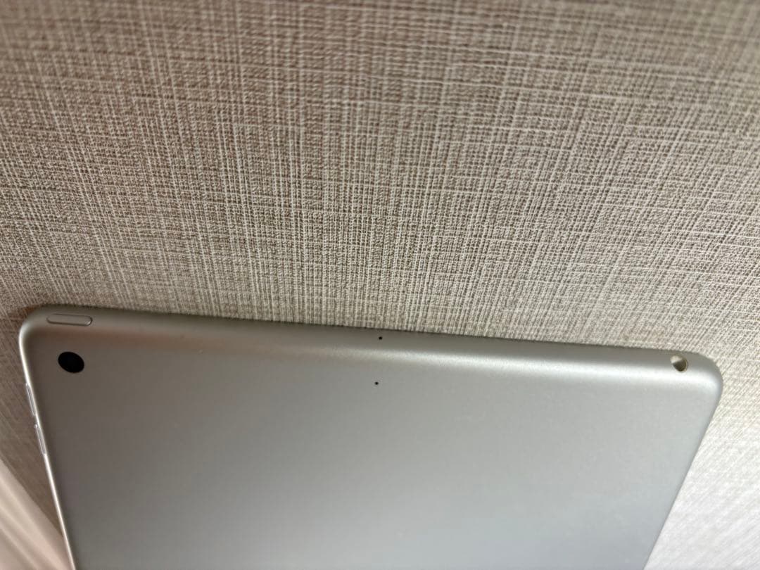 Apple iPad (第9世代) MK2L3J/A 【美品】64GB 箱付き