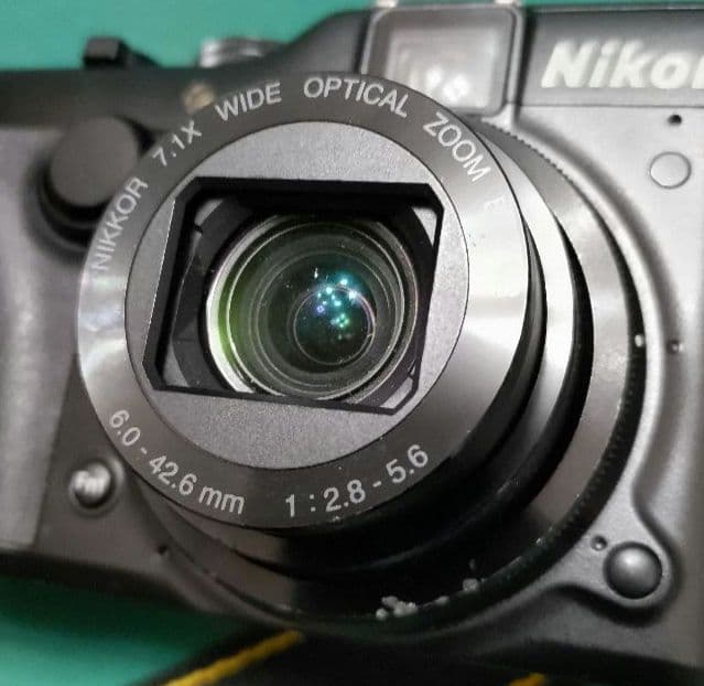 デジタルカメラ Nikon COOLPIX P7100