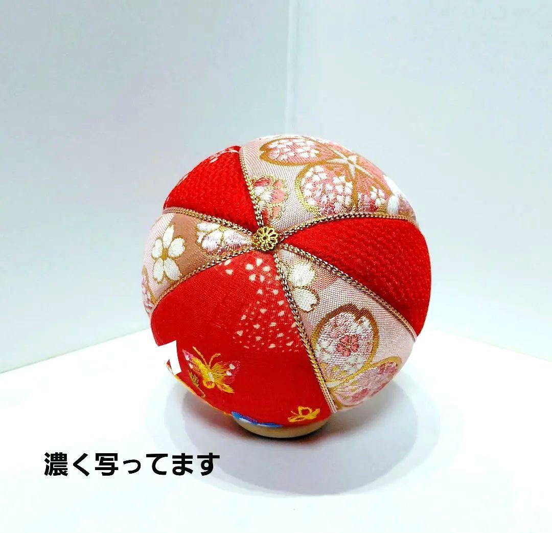 手鞠と蝶々の刺繍　和飾り