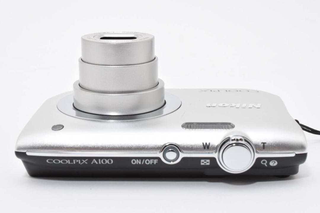 美品 ニコン　Nikon COOLPIX A100 シルバー ＃A284