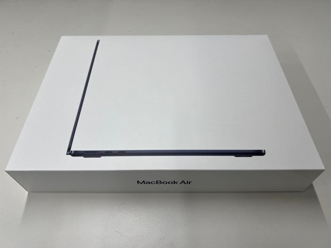 MacBook本体 MacBook Air m2 16g 256
