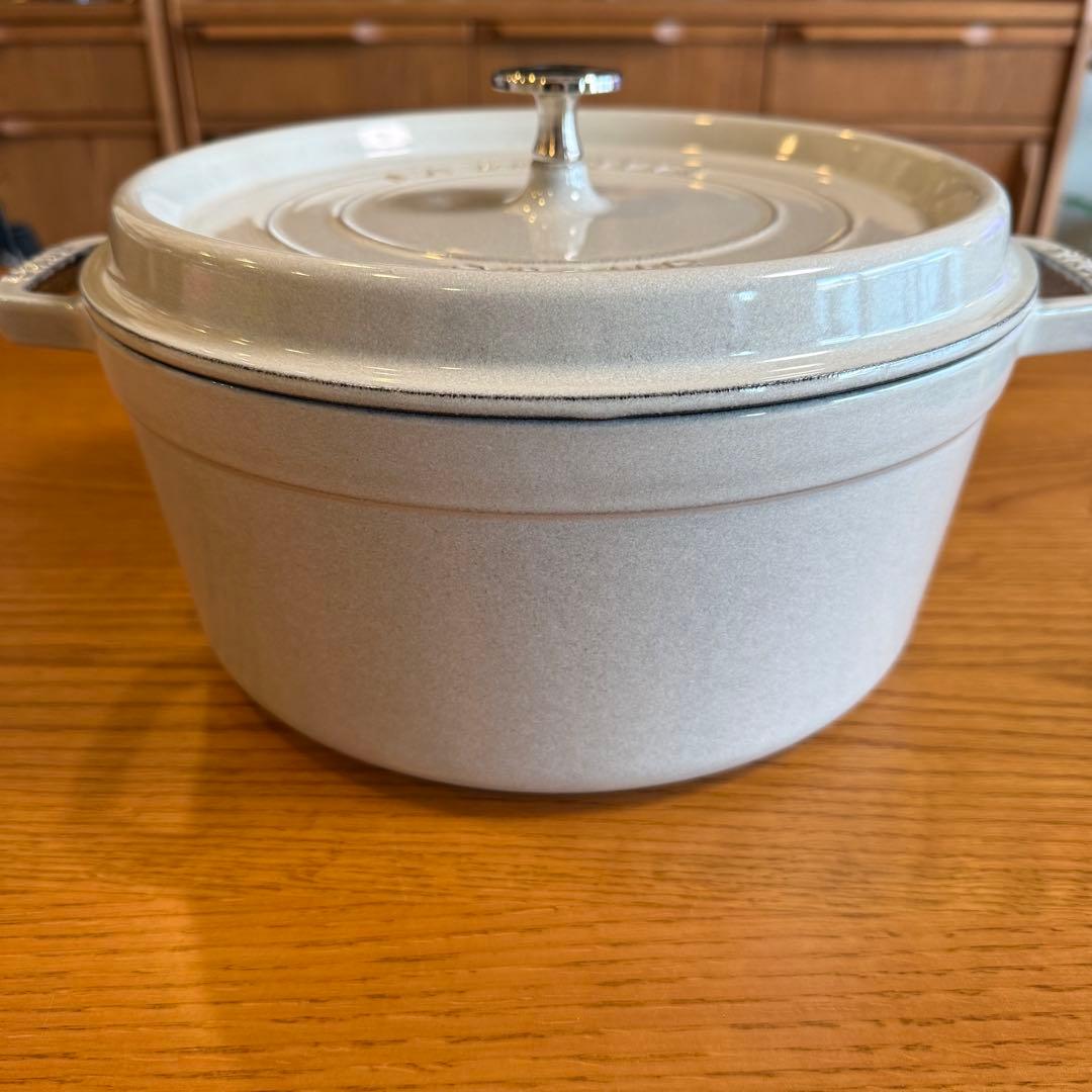 ★STAUB LA COCOTTE ★両手鍋 カンパーニュ　取扱説明書付き