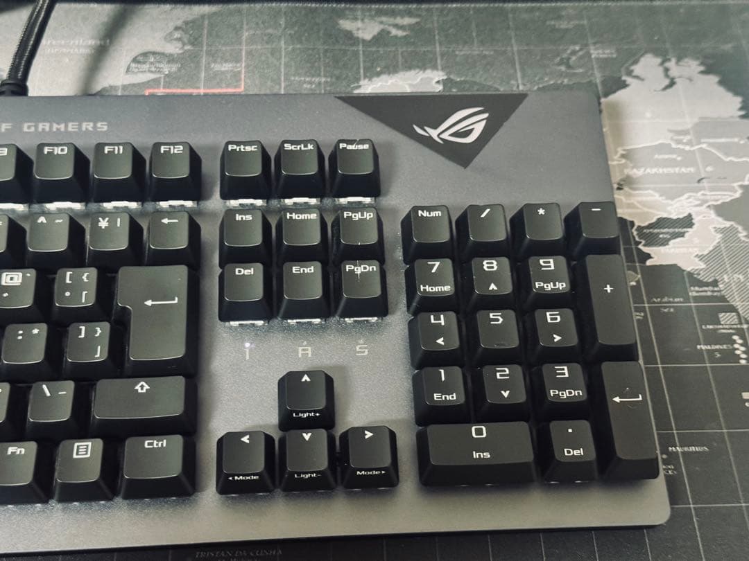 ROG Strix Flare II メカニカルキーボード