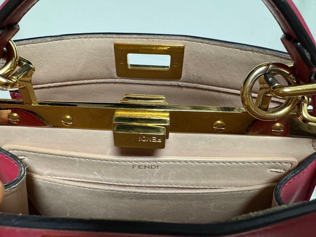 ク*ー様 FENDI⭐︎ピーカブー⭐︎フューシャピンク