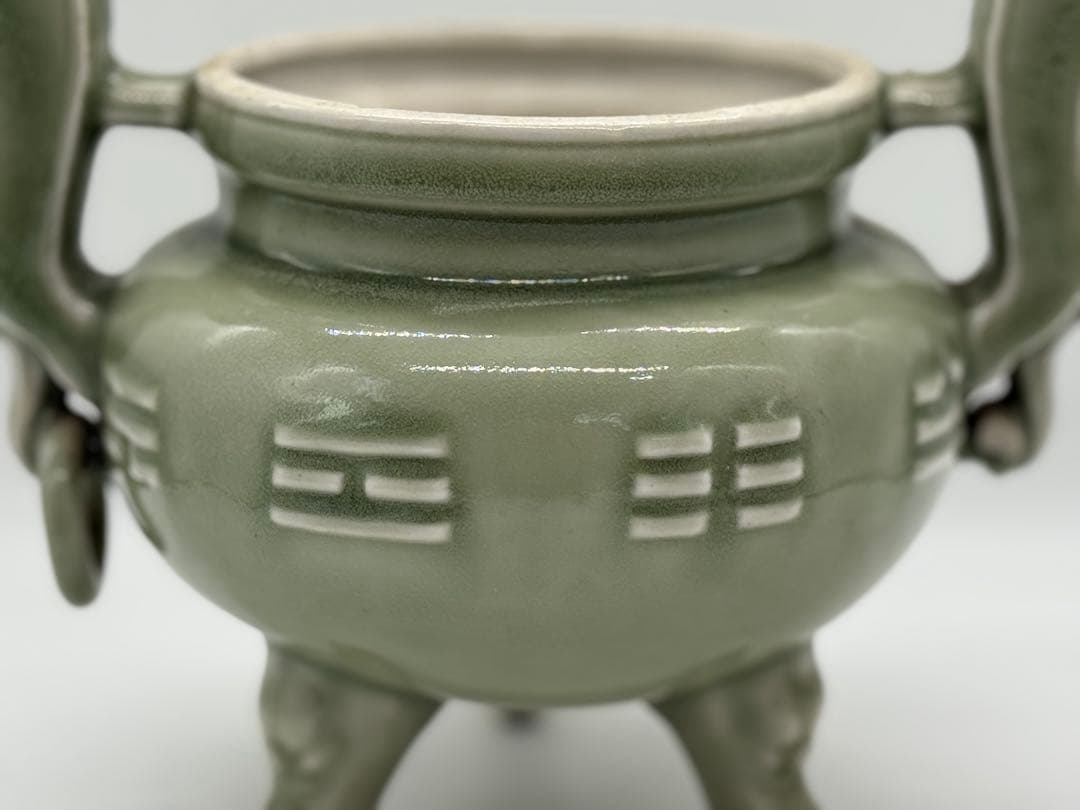 中国　青磁　龍耳香炉　送料込み250729