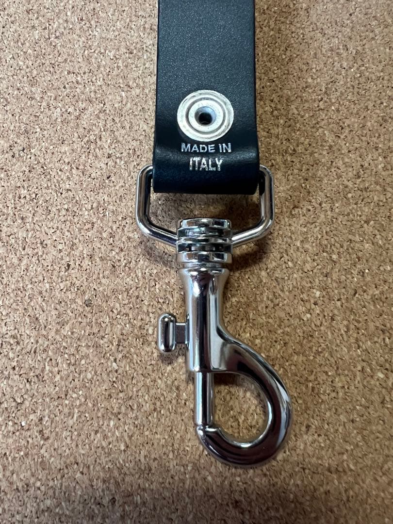 美品Supreme キーループ　キーホルダー ブラックレザー