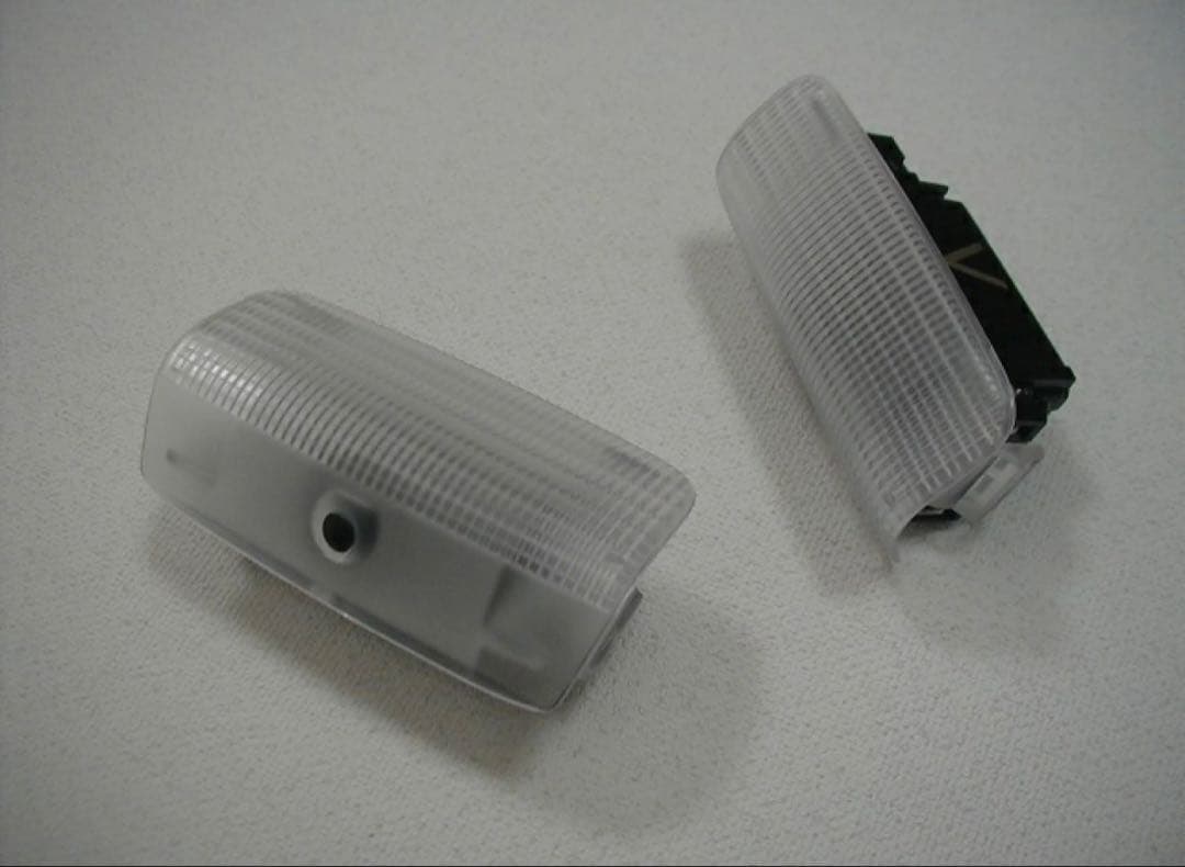 【新品未使用】　トヨタ　クラウン　70th プロジェクションカーテシイルミランプ