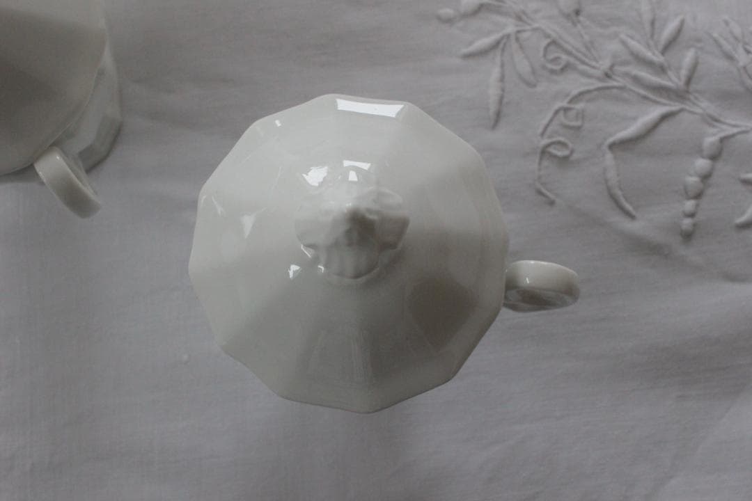 お花のクリームポット【ポ・ア・クレム】ポーセレン白磁器 /フランスアンティーク