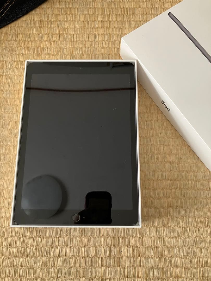 【即購入OK】iPad 第7世代 32GB セルラー SIMフリー