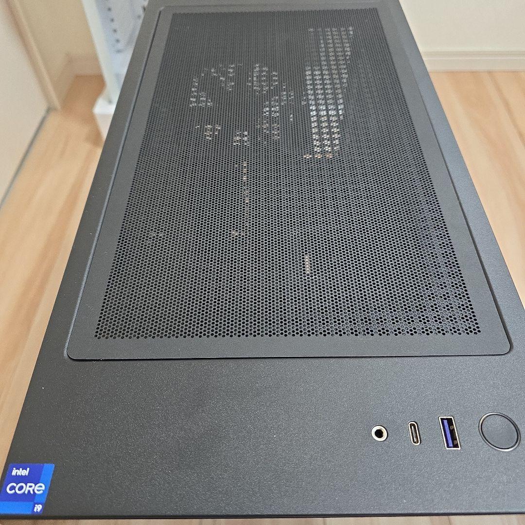 NZXT H5 ELITE Black/スモークガラス　PCケース