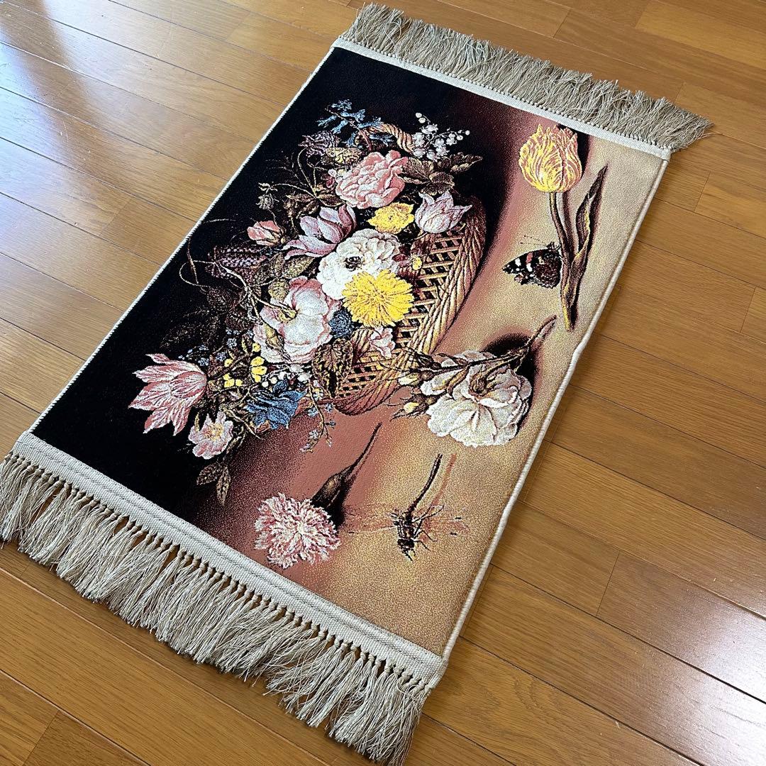 【新品未使用】絵画風絨毯　カーペット　玄関用　花　玄関　廊下　絵画　イラン