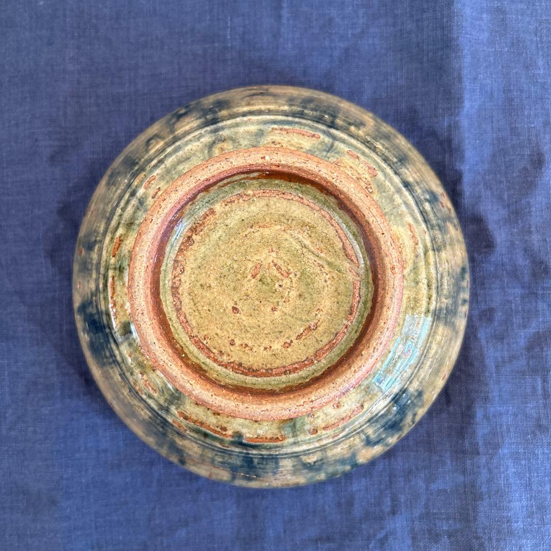 イムサエムさん　深鉢【欠けあり】